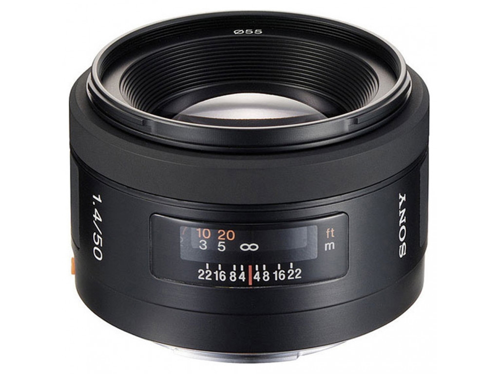 Обектив Sony SAL-50F14 2932.jpg